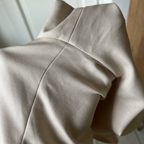 & Other Storieis Square Neck Button Front Top | Light Beige | EU 42 / US M - Picture 7 of 11